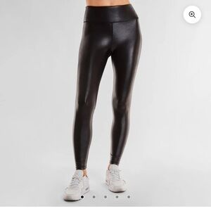 Noli liquid shiny black gloss legging pants size large work out tights large